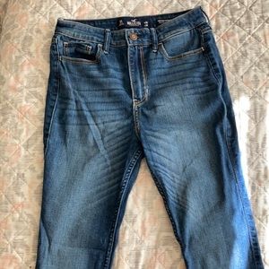 Hollister High Rise Super Skinny Jeans